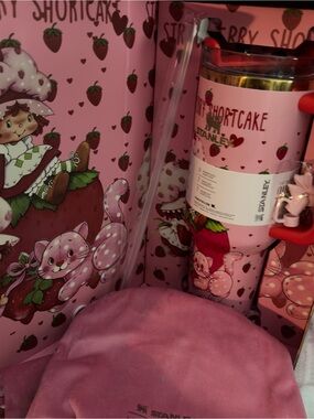 Stanley Pink Strawberry Shortcake Party Insulated Tumbler and accessories!!